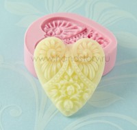 Молд силиконовый Сердечко с цветами и завитками 40х36х3 мм (1 шт)