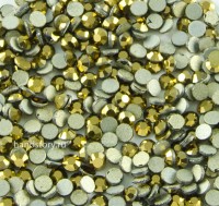 Стразы стеклянные с плоским основанием, 2.4 мм, без клеевого покрытия Цвет: золото (30 шт)