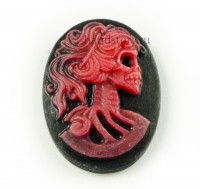 Камея акриловая, Скелет девушки 25х18 мм Цвет: красный на черном (1 шт)
