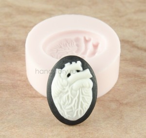 Молд силиконовый камея Анатомия (сердце) 25х18х6 (1 шт) размер камеи 25х18х6мм. Цена за 1 молд